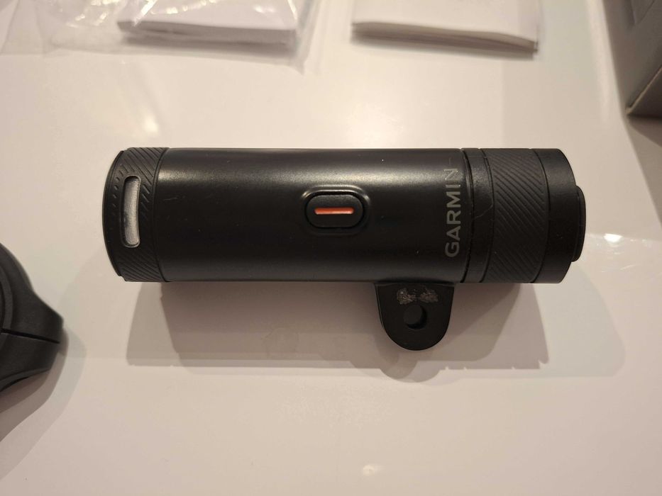 lampka Garmin Varia UT800 Trail Edition + uchwyt Garmin na ramę
