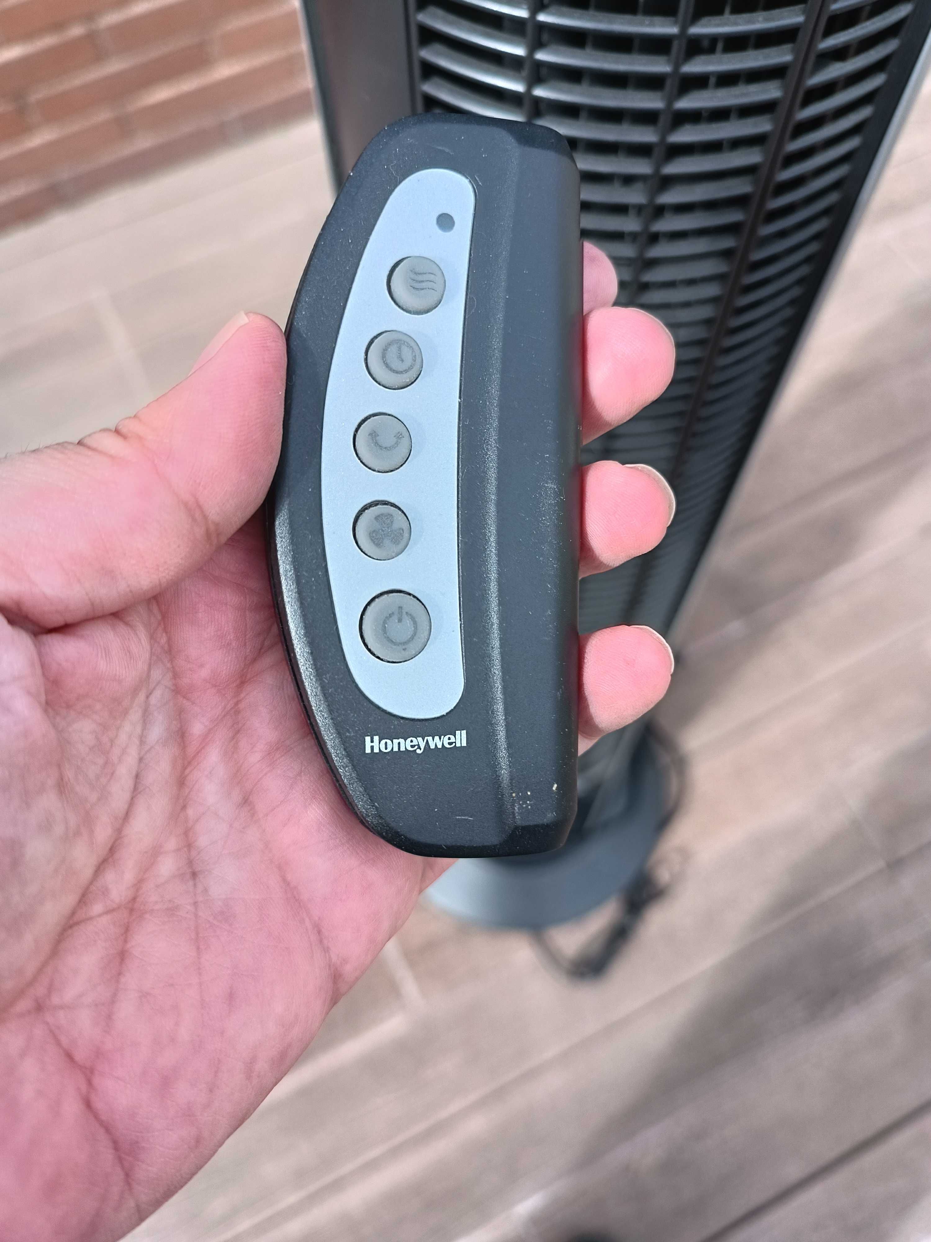 Coluna de ventilação /ventoinha com comando HoneyWell