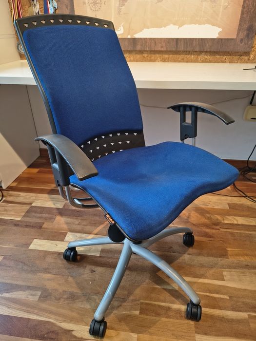 Krzesło biurowe, obrotowe SITAG