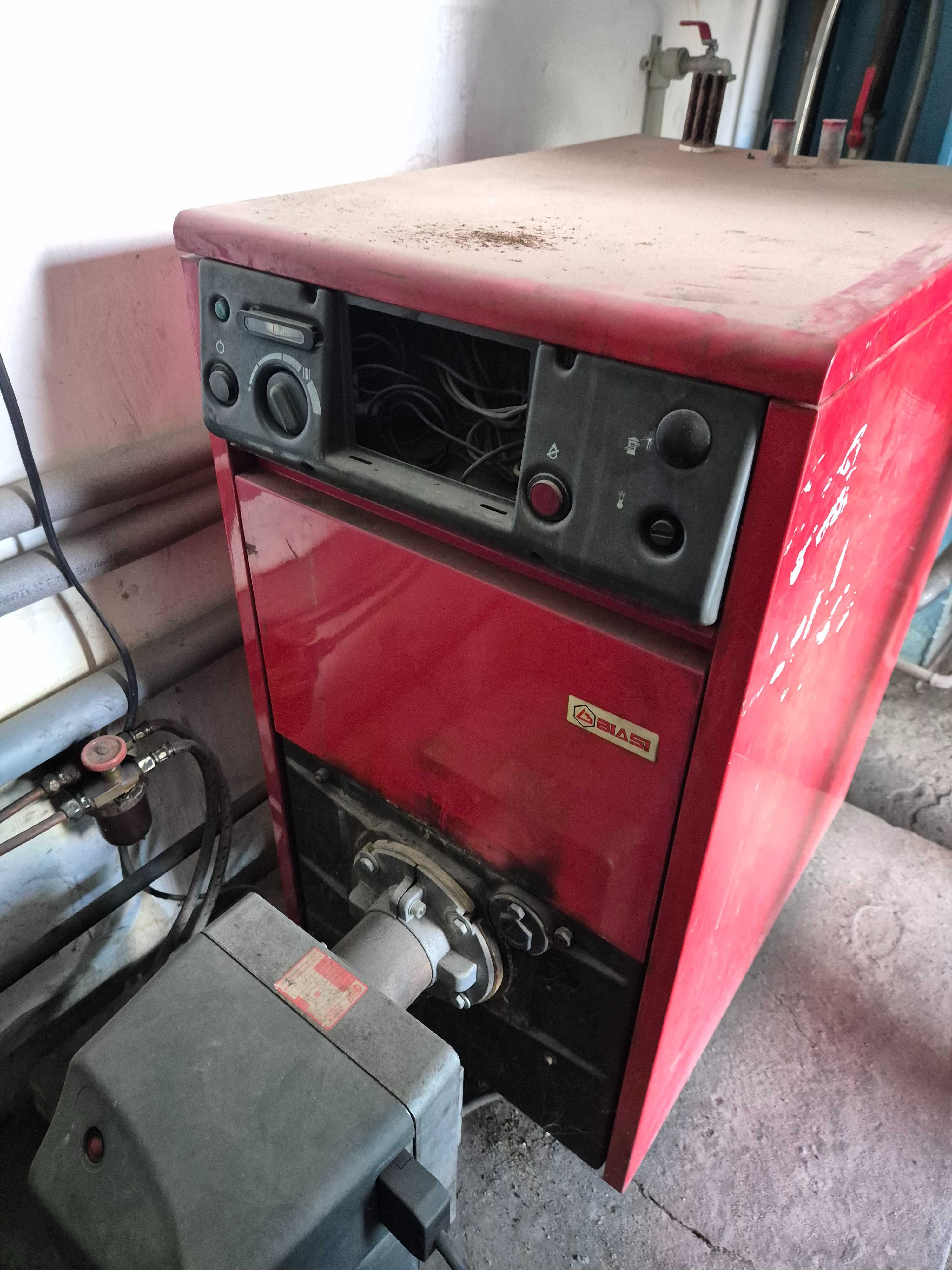Piec na olej opałowy kocioł Biasi 30kw/ palnik scheer