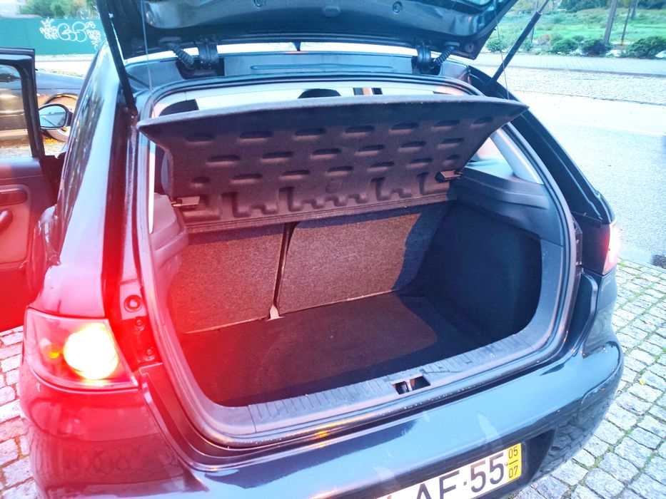 Seat Ibiza 6L 1.2 12v (07/2005) – 168.000 km – Gasolina