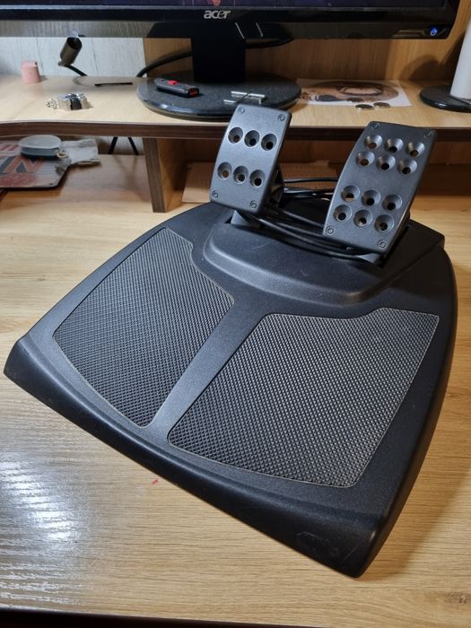 Ігрове кермо logitech momo racing + мод на 900° (або ж геймпад, руль)