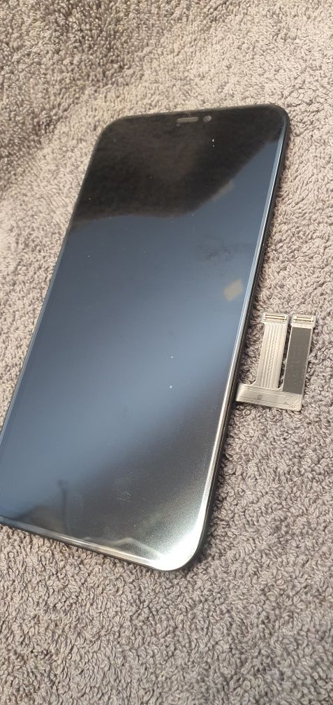 Wyświetlacz LCD Apple iphone 11 wymiana Wwa Powiśle ekran dotyk szybka