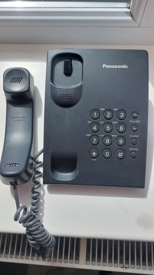 Стаціонарний кнопковий телефон PANASONIC