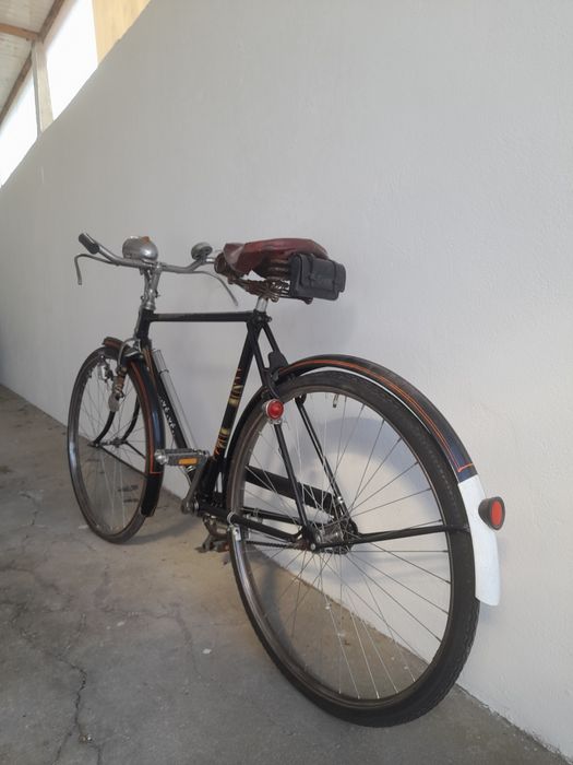 Bicicleta pasteleira yeye 1956 restaurada