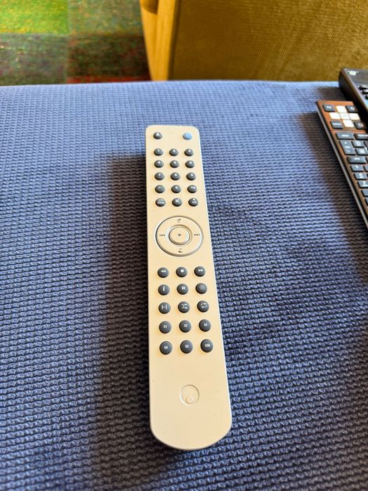 Wzmacniacz Cambrigde audio Azur 651A