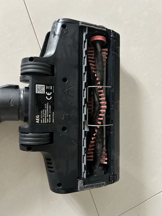 Odkurzacz bezprzewodowy AEG Ultimate AP81UB25SH