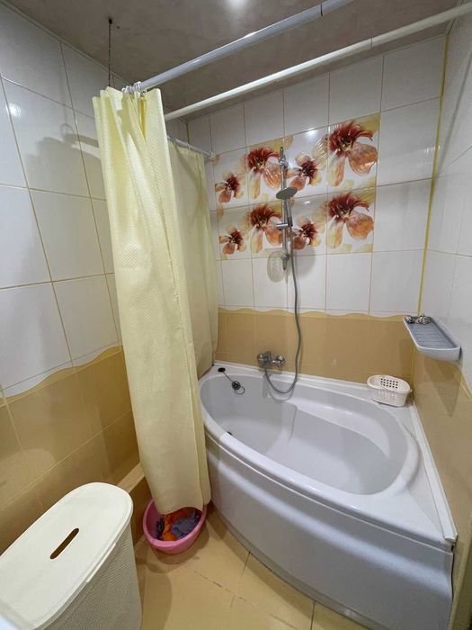 Продается 2-комнатная квартира в центре, ул. Свободы.