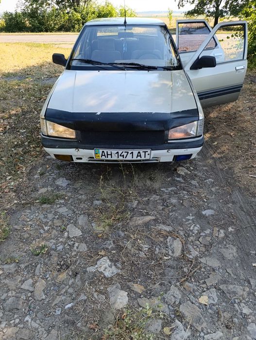 Рено 21 знг,1986 год, газ/бензин