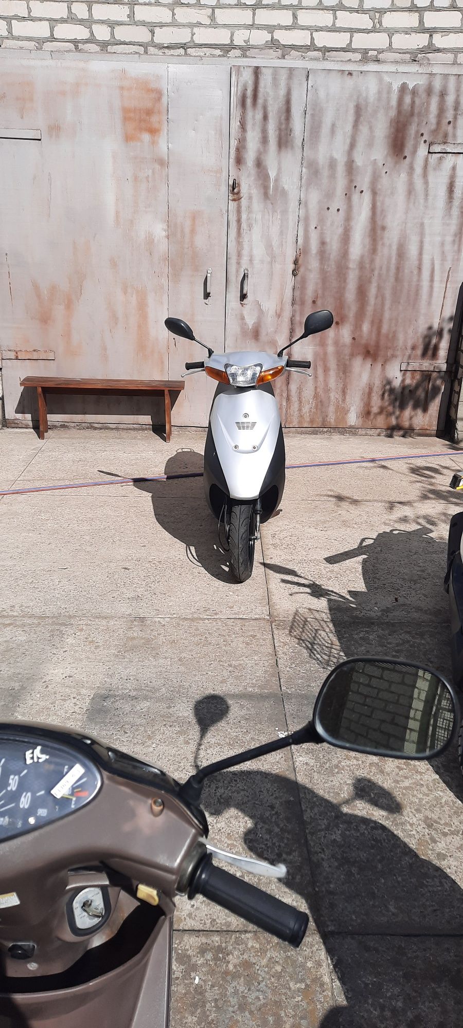 Suzuki lets2 бабочка