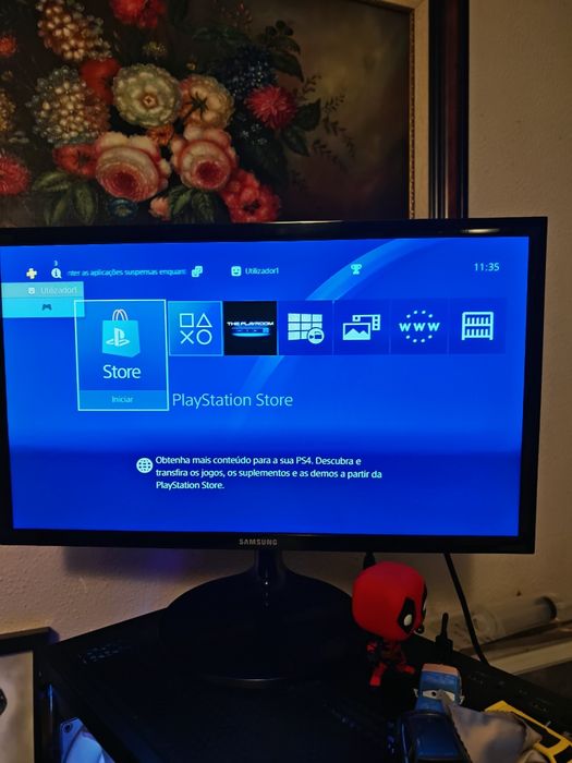 PlayStation 4 Slim, 1 T SSD.