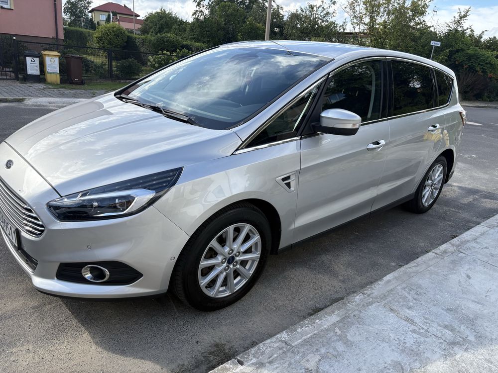 Ford S-max. Pelny serwis. Super stan. Polska.