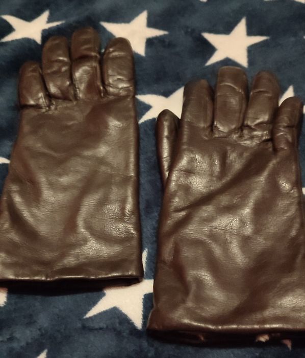 Теплі шкіряні жіночі перчатки