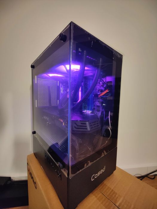 WODNE Komputer gamingowy i7 3,6-4Ghz SZKŁO lenovo grafik 8gb RX580 RGB