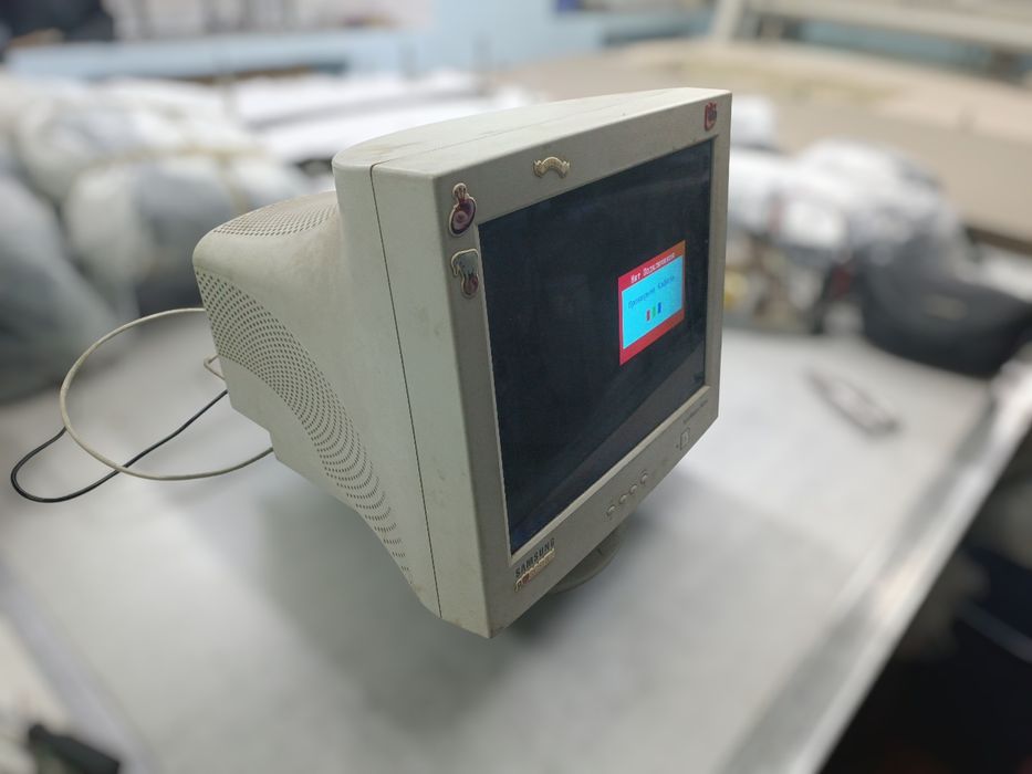 Монітор samsung syncMaster 753dfx