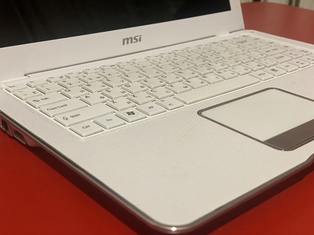 Ноутбук Msi x370