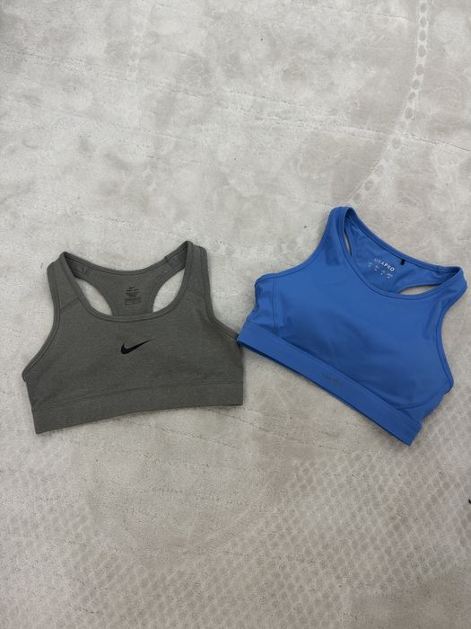 Топ для спорту nike