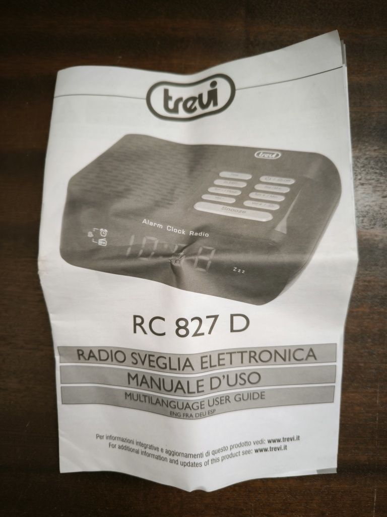 Rádio/Relógio Despertador elétrico Trevi (Também funciona a pilhas)
