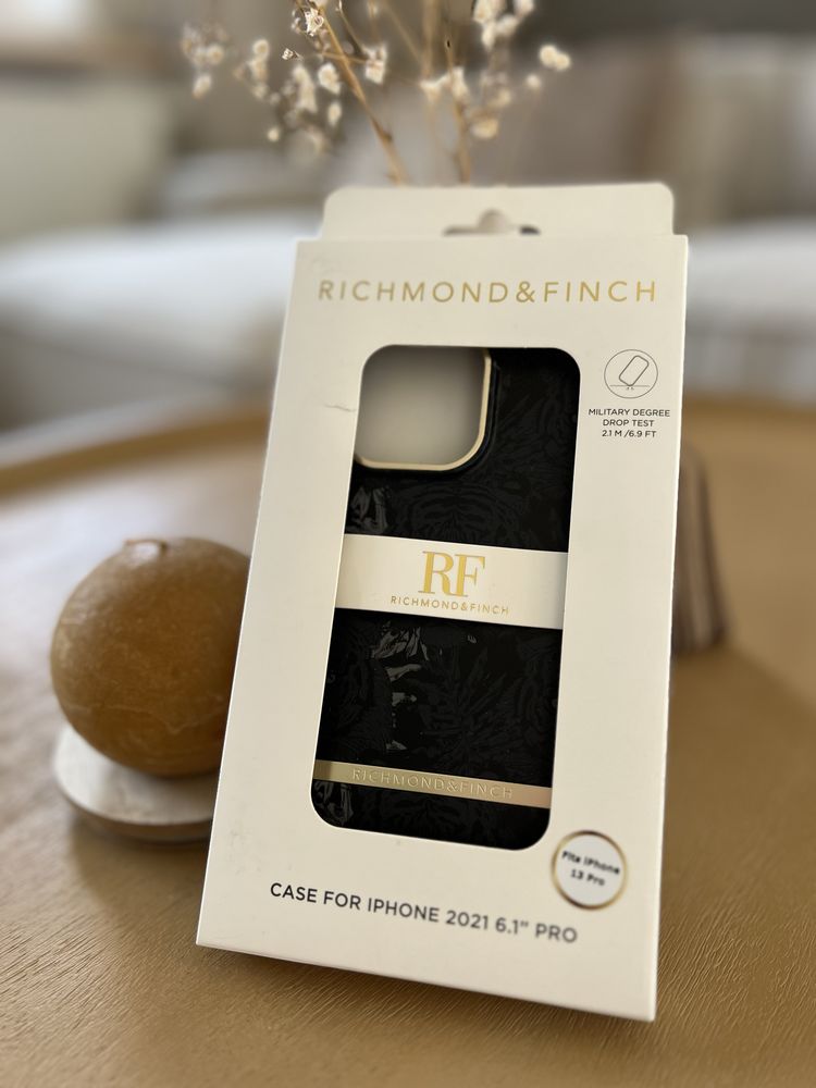 Etui IPhone 13 Pro Richmond&Finch Black Tiger