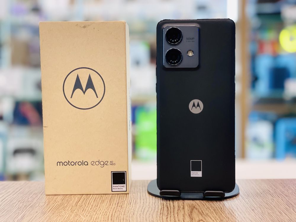 Мобильный телефон Motorola Edge 40 Neo 5G 12/256GB