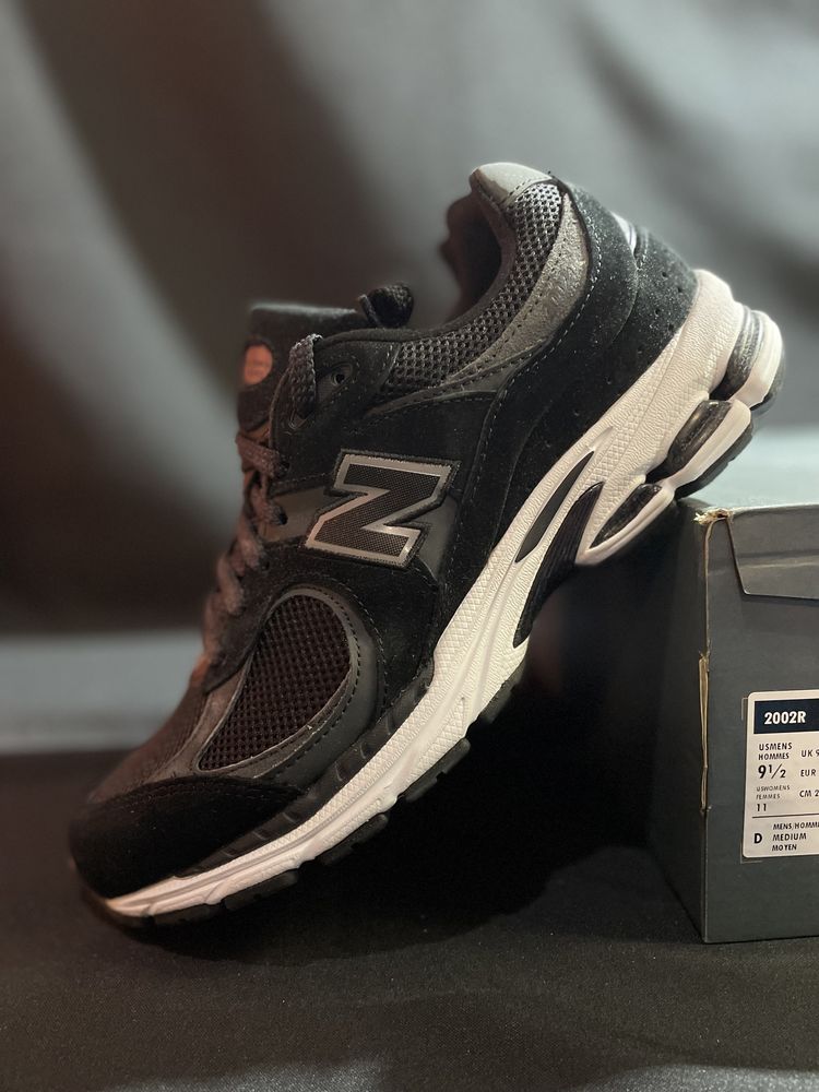 Кроссовки New Balance 2002R оригинал чёрные