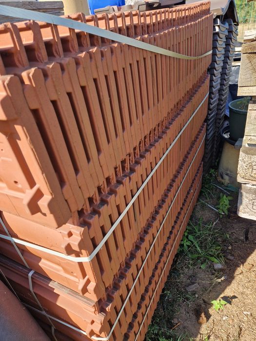 Dachówka ceramiczna creaton optima d-hon