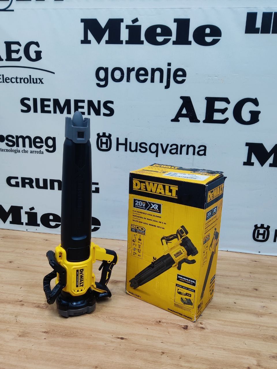 Blower DeWalt™ DCBL722. Повітродувка, воздуходуйка. Дуйка повітряна.