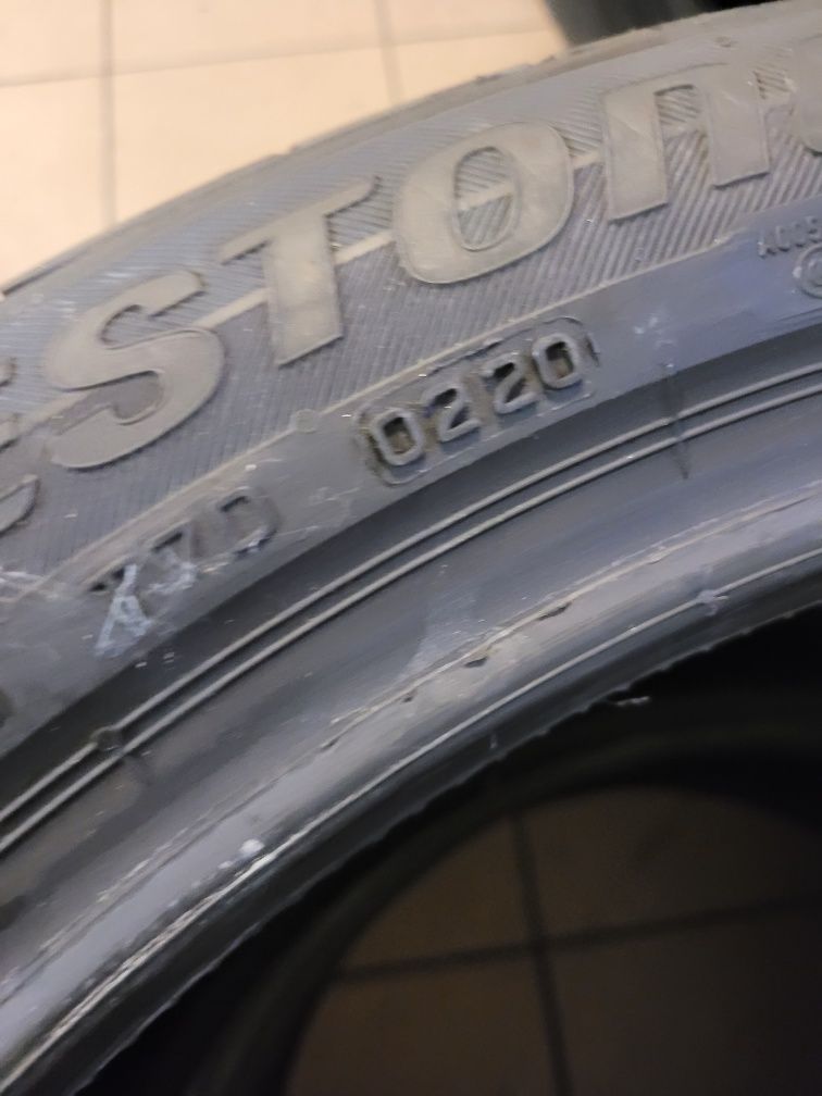 Opony letnie Bridgestone 315/35/21