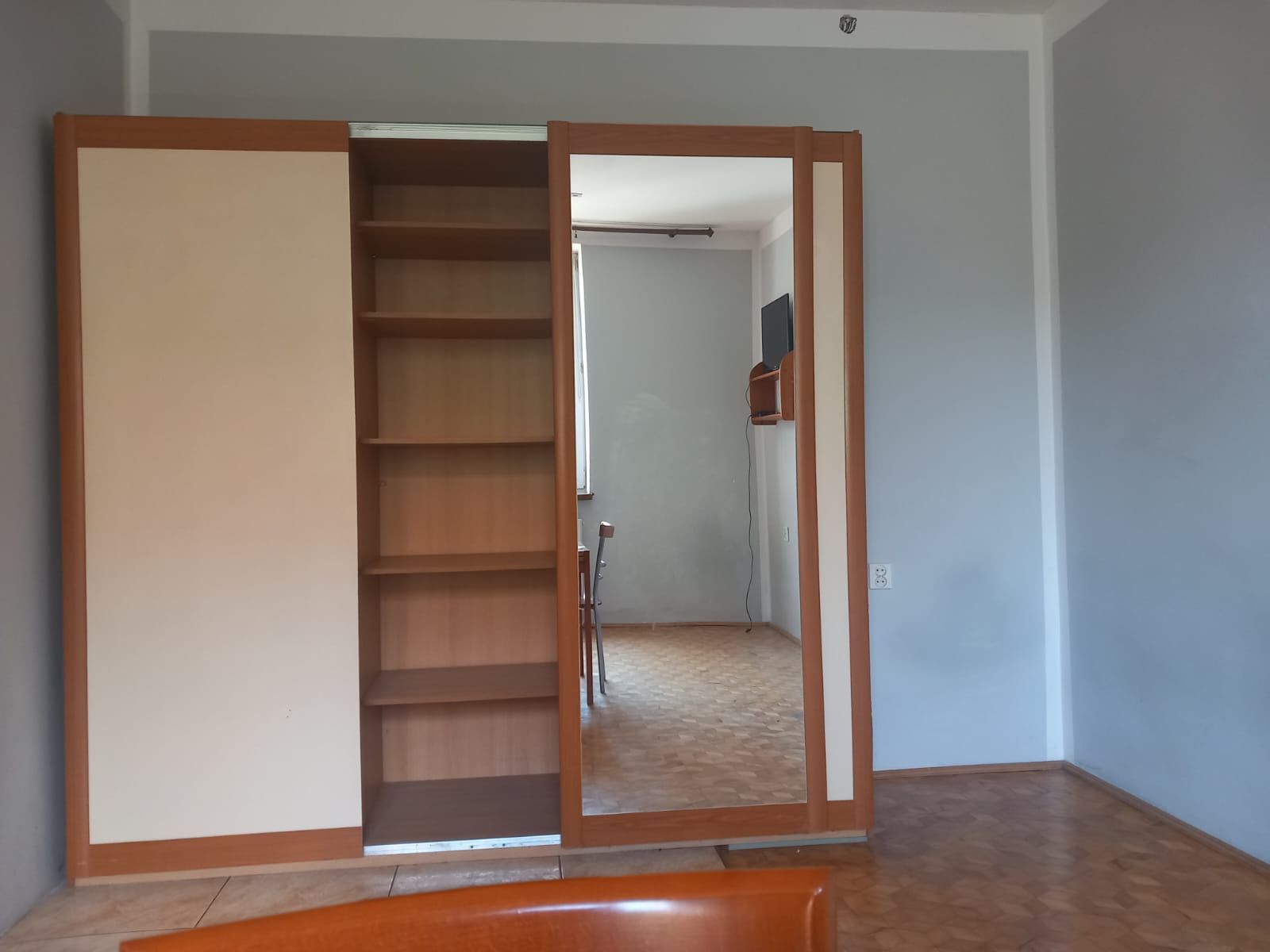 Szafa przesuwna duza