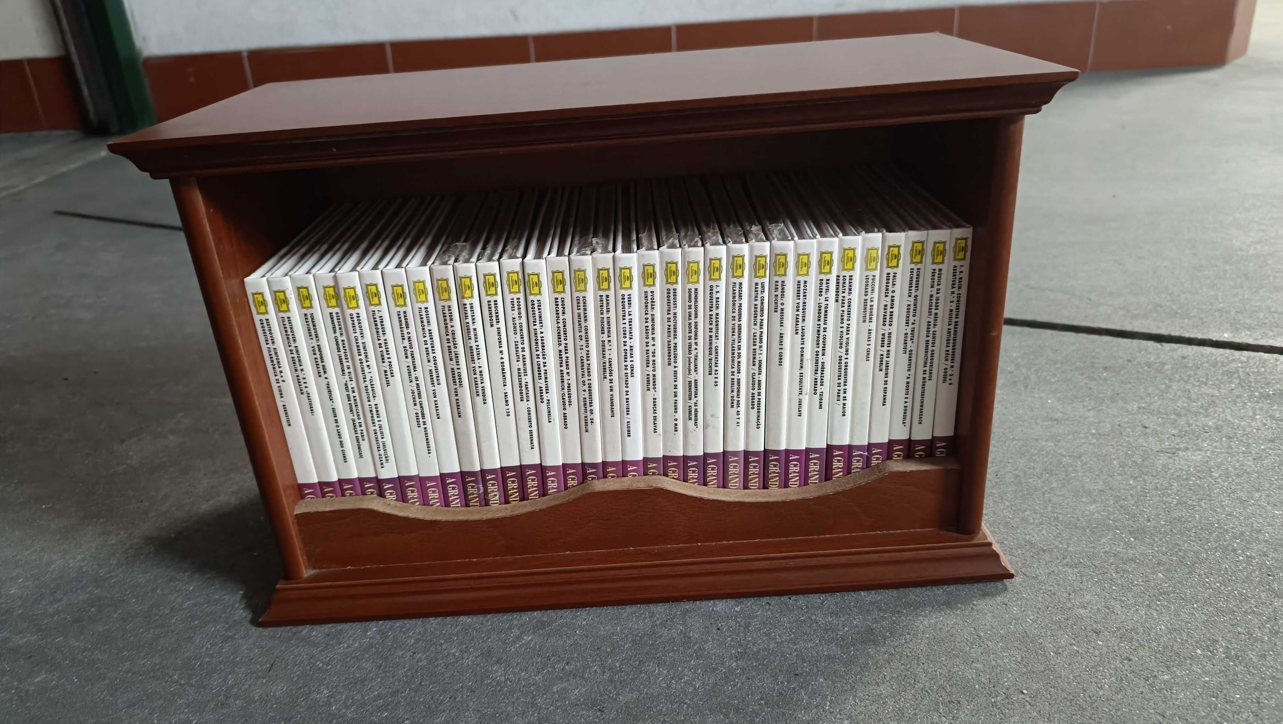 Colecção de 32 CD/livro de música clássica