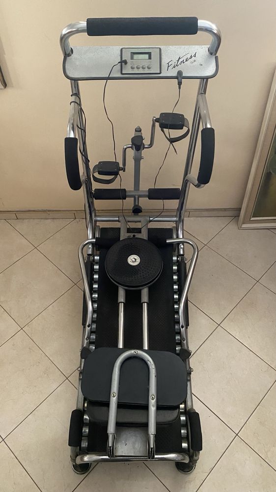 Maszyna treningowa Fitness Club TM , bieżnia rower wioślarz atlas