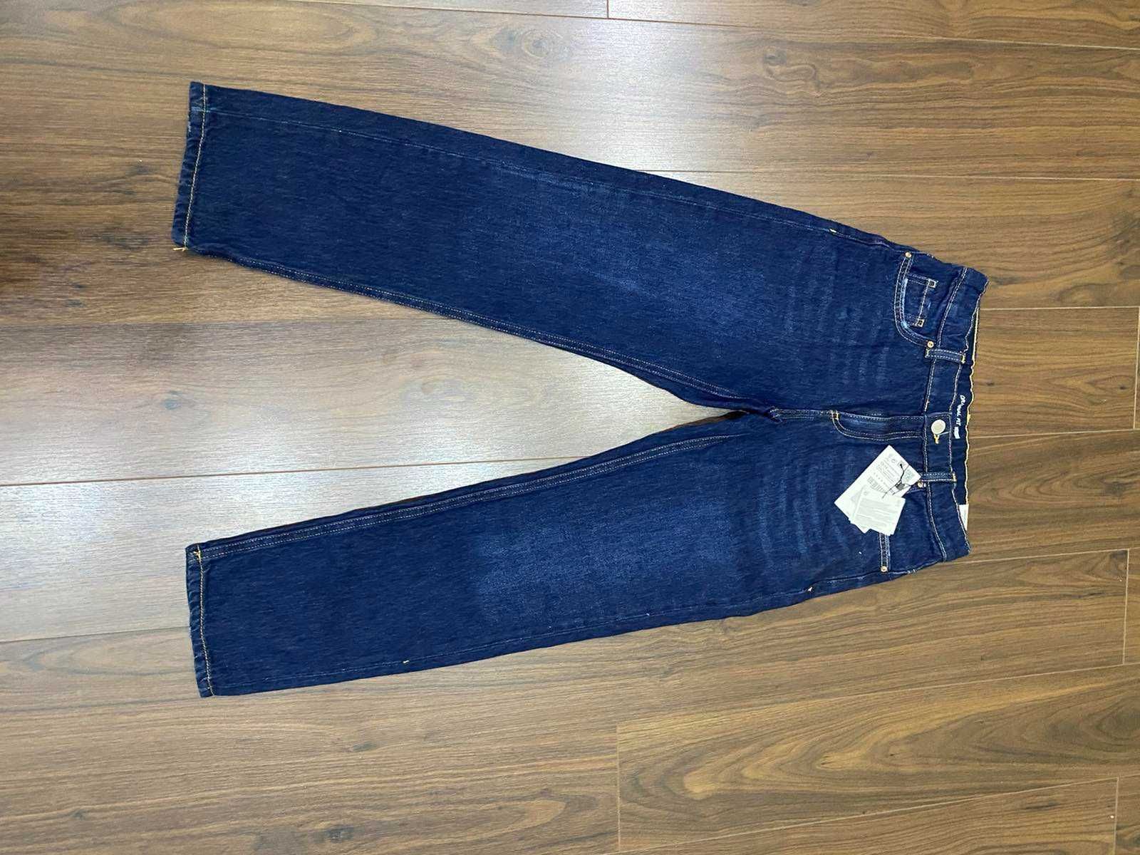 Zara джинсы на 13-14 новые 550 грн, ровные темно -синие.