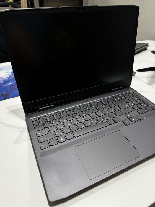 Ігровий ноутбук Lenovo LOQ 15IRH8