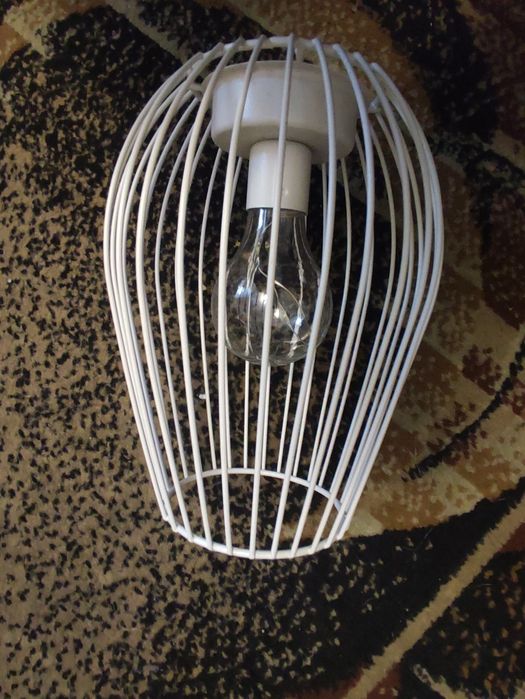 Lampka na baterie 3AAA uszkodzona