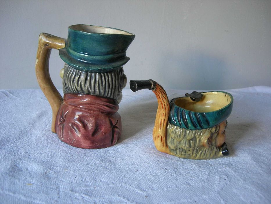 Caneca e cinzeiro cerâmica
