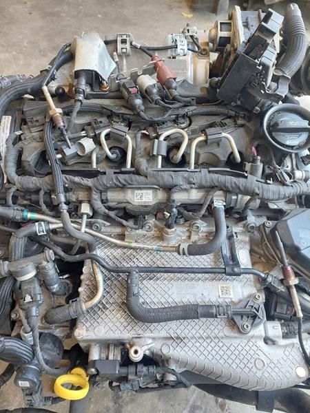 octavia iv 4 2.0tdi silnik komletny mkb