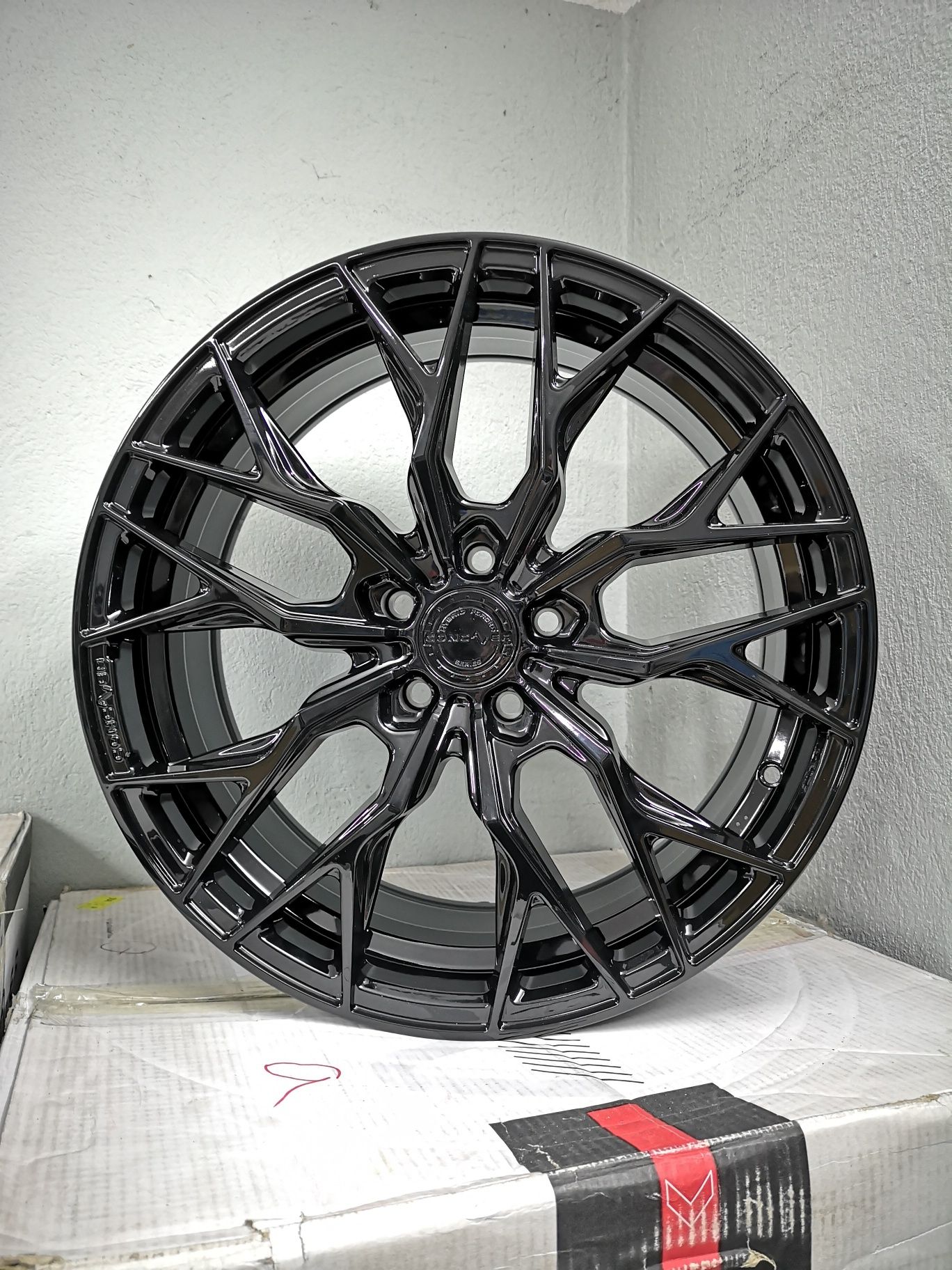 Okazja! Felgi Concaver CVR1 19" 8,5J ET35 5x112 Audi A3 A4