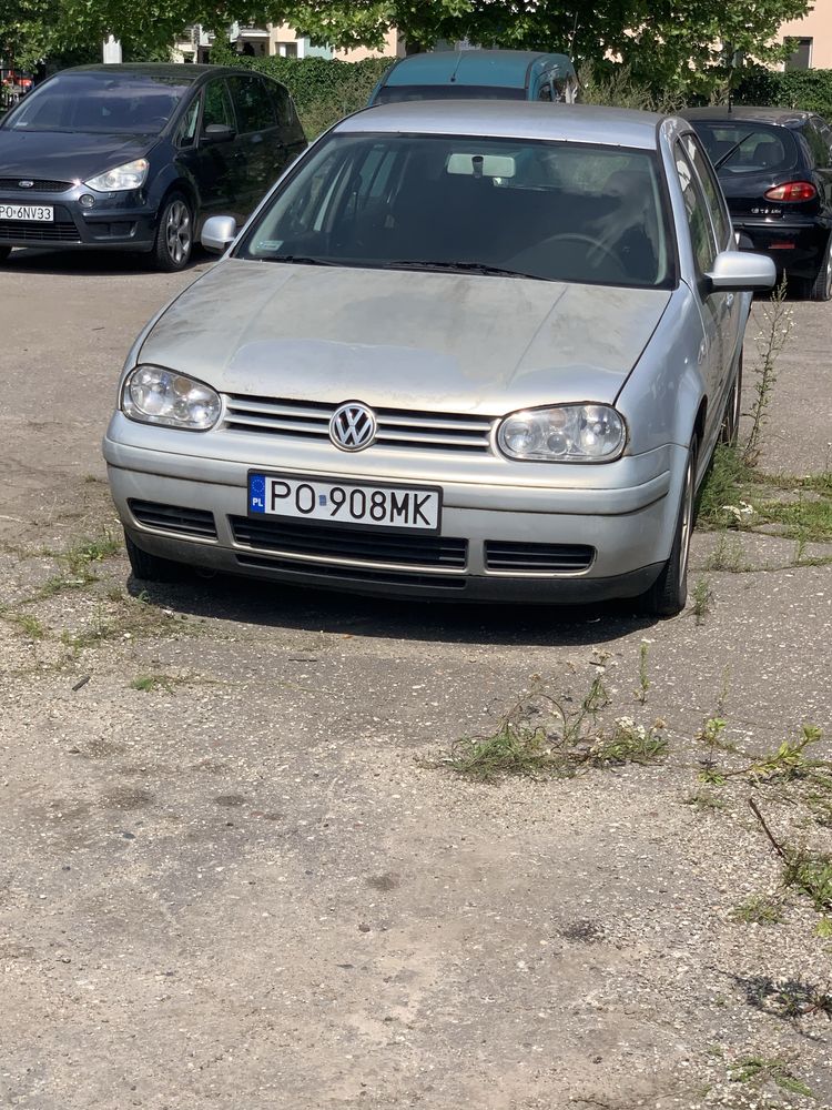 VOLKSWAGEN Golf IV  w całości na częśći !!!