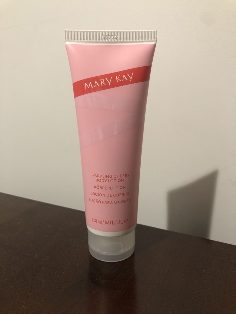 Mary Kay bodi lotion крем для тела.