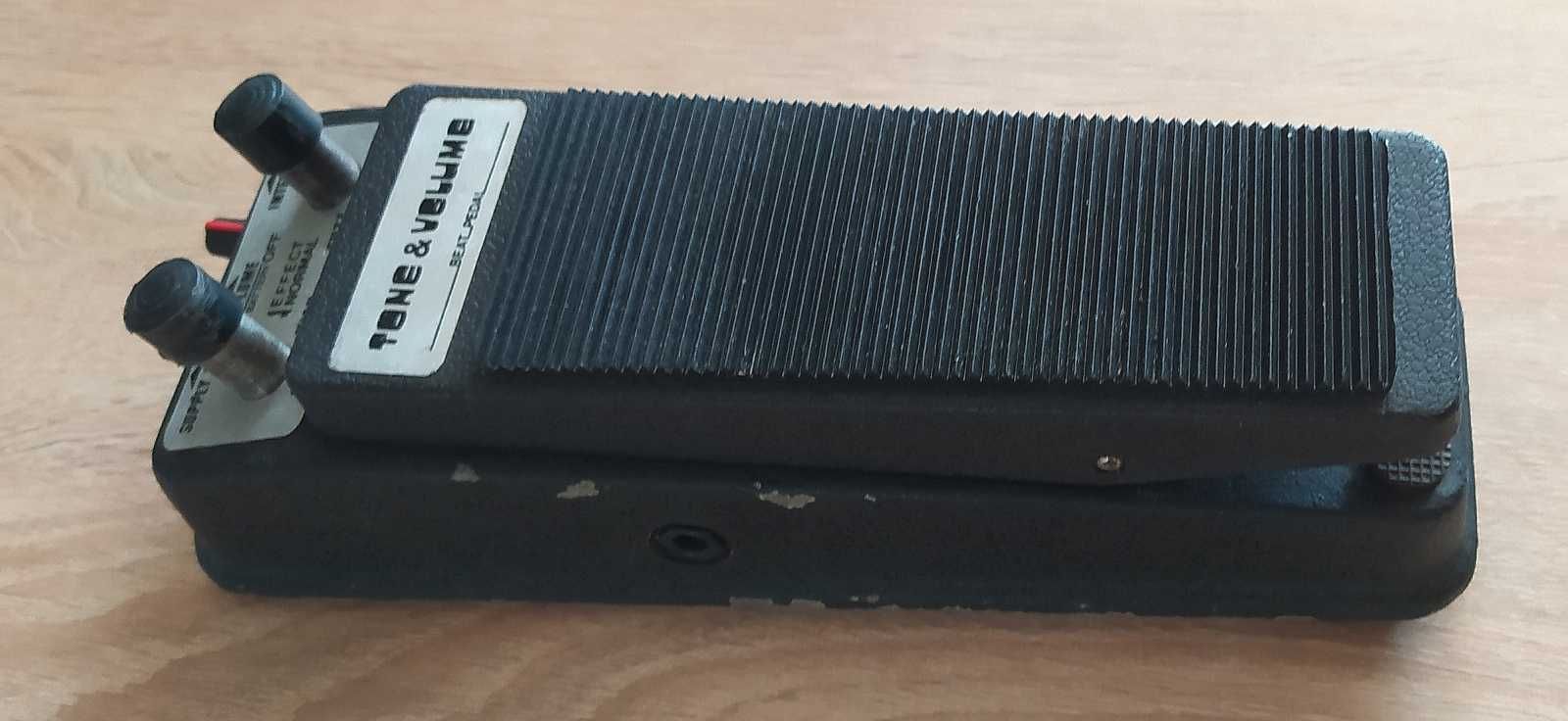Wah wah - Fuzz w jednym - PRL - Działa  !