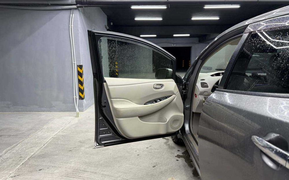 Nissan Leaf 2013