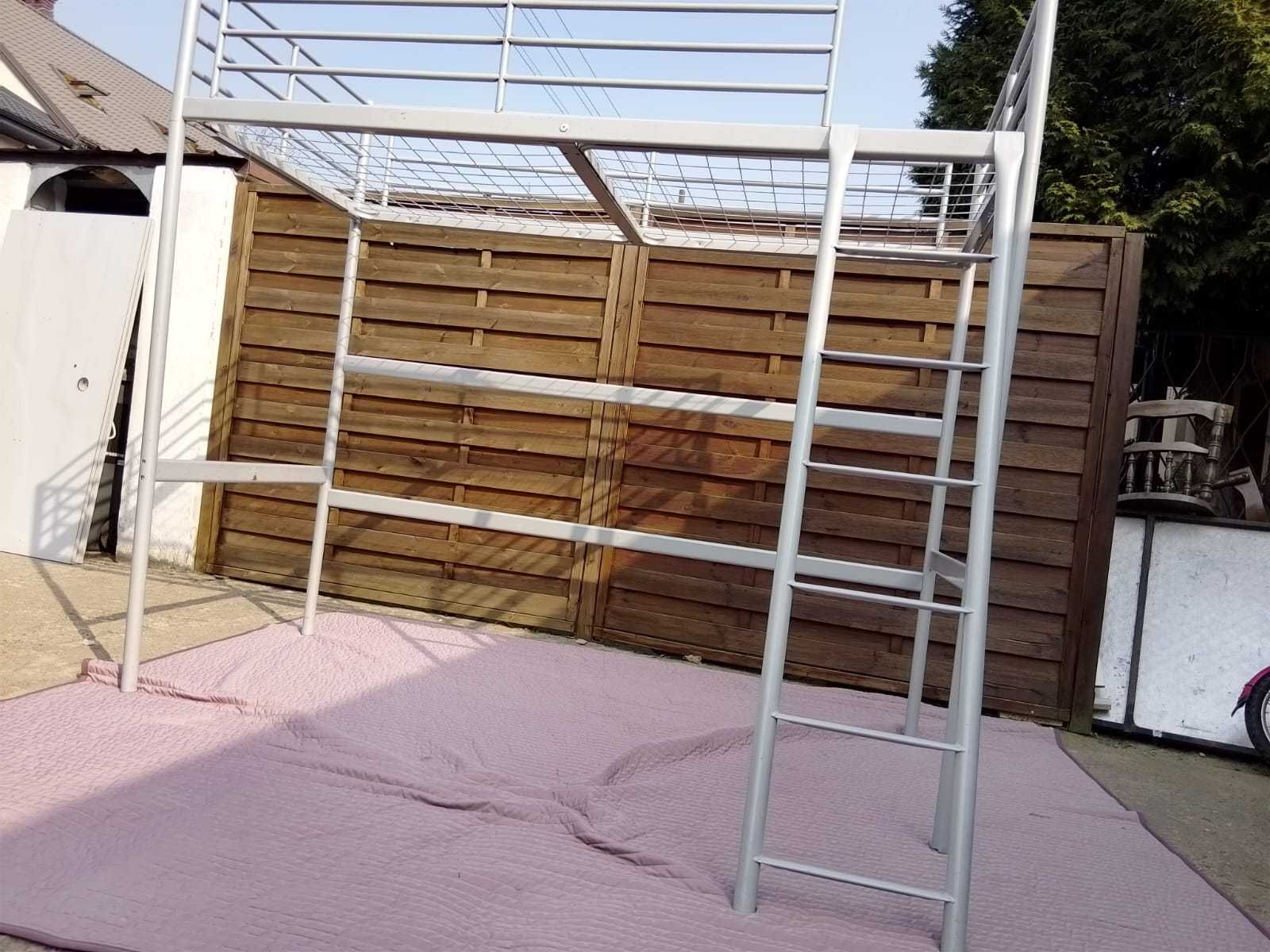 Metalowe łóżko IKEA Svarta antresola wysokie