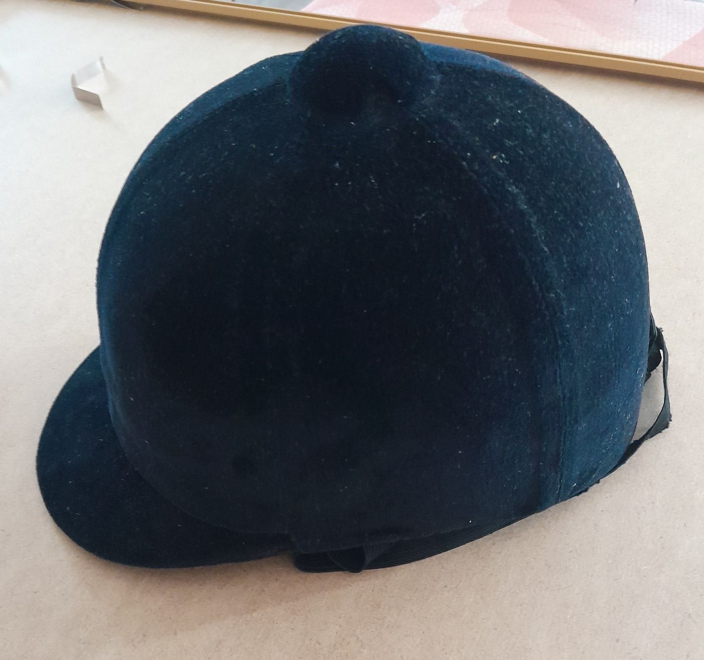 Kask jeździecki toczek  roz.55  6,3/4