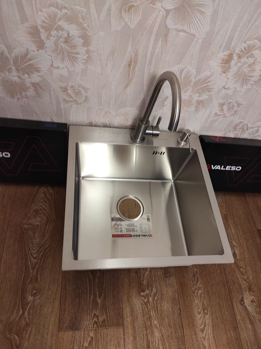 Акция!-37%  Мойка на кухню 50*50 Valeso толщина 2 mm.