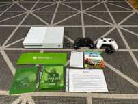 Xbox one s plus gry pady kierownica pedała stelaż