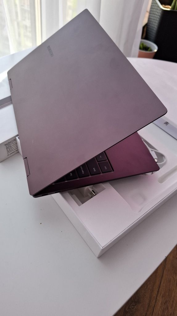 Samsung Galaxy book 2 Pro360 i7 1260p 16 ddr5 512 ssd amoled