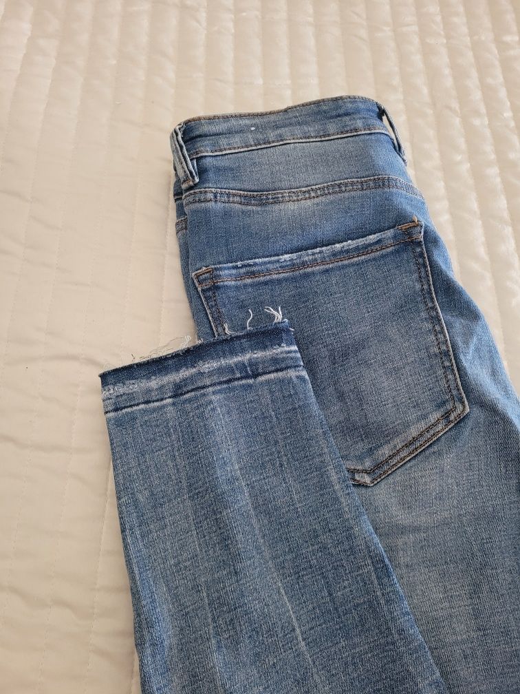 Calças skinny High Stradivarius