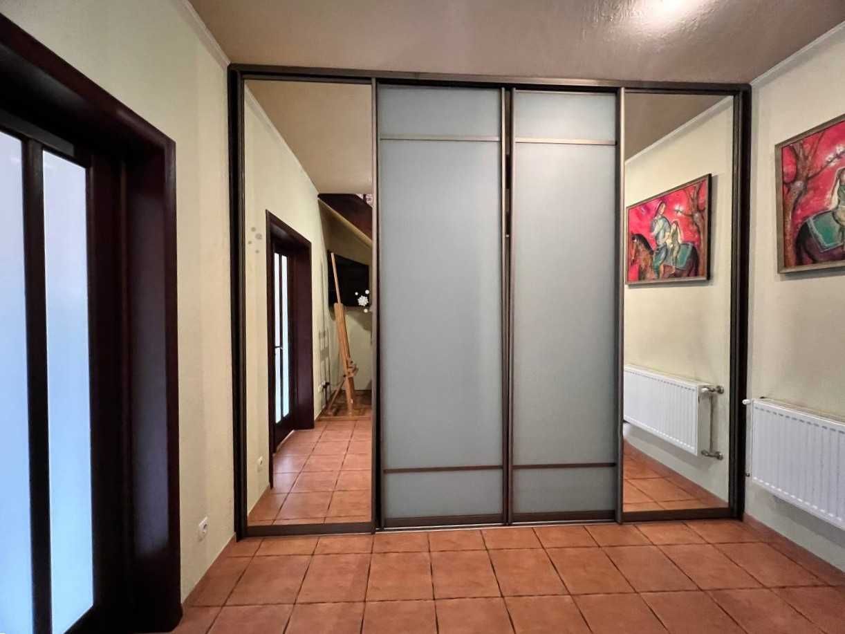 Продаж будинку 130м2, 2 кімнати, 5 соток. Камін. В оточені лісу.ID:672