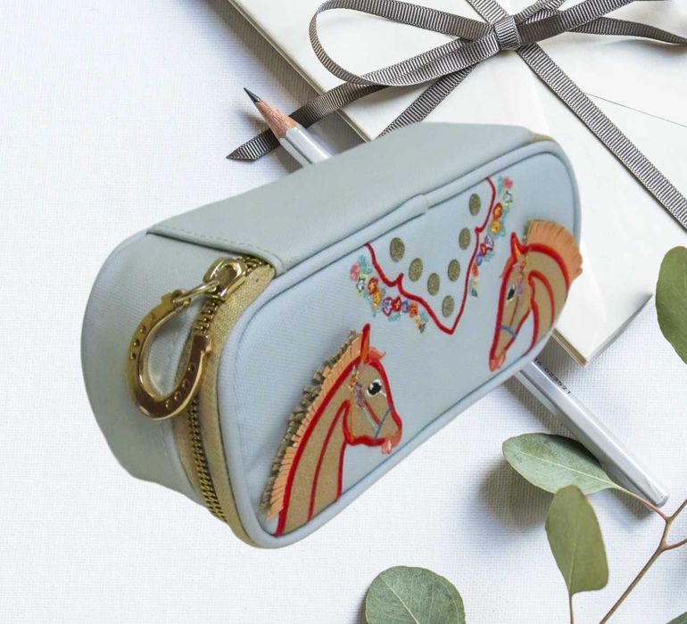 Jeune Premier Мягкий пенал футляр "Cavalerie Florale" голубой