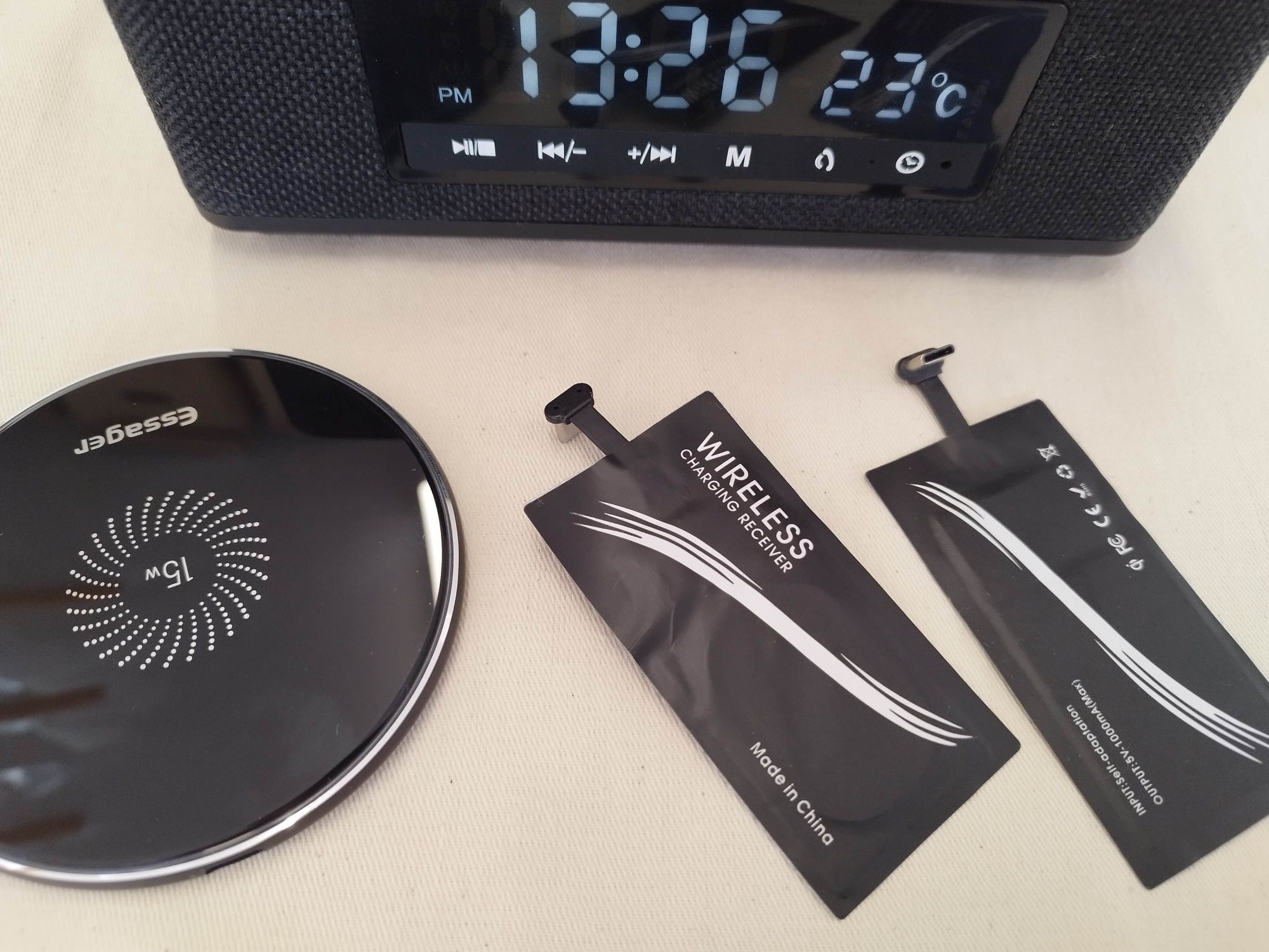 radio bluetooth  ze stacją ładującą